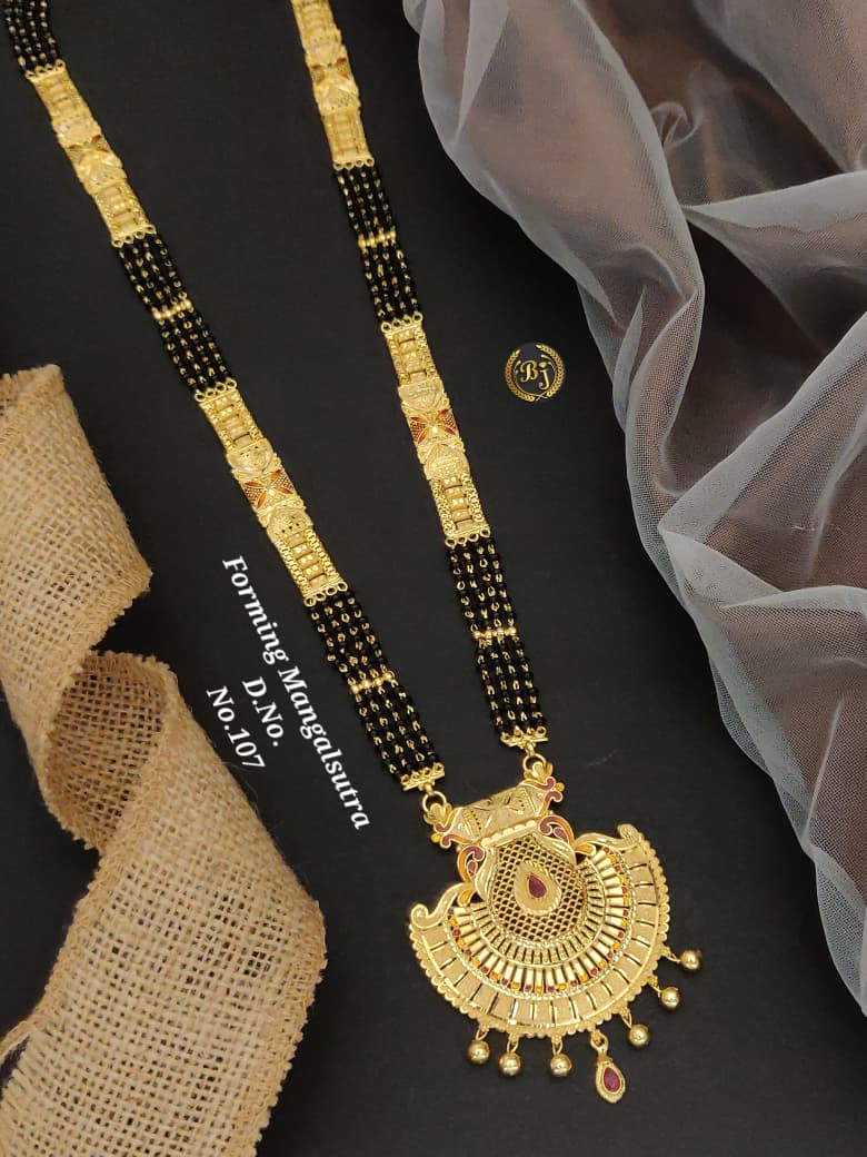 Forming long mangalsutra 09 - Queenzart Imitation Jewellery