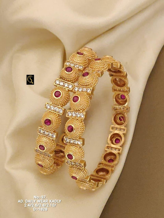 Brass High Gold Antique Bangles 025